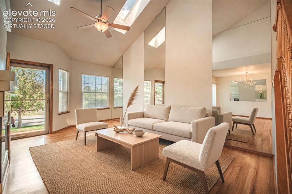4870 Walking Horse Point