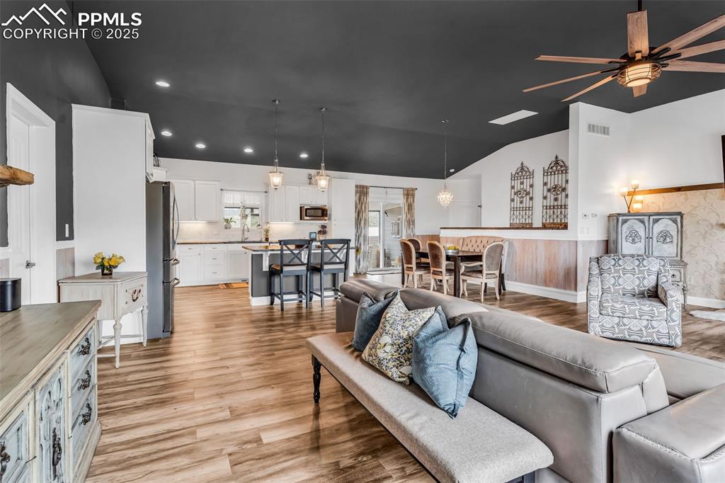 10380 Coyote Lane