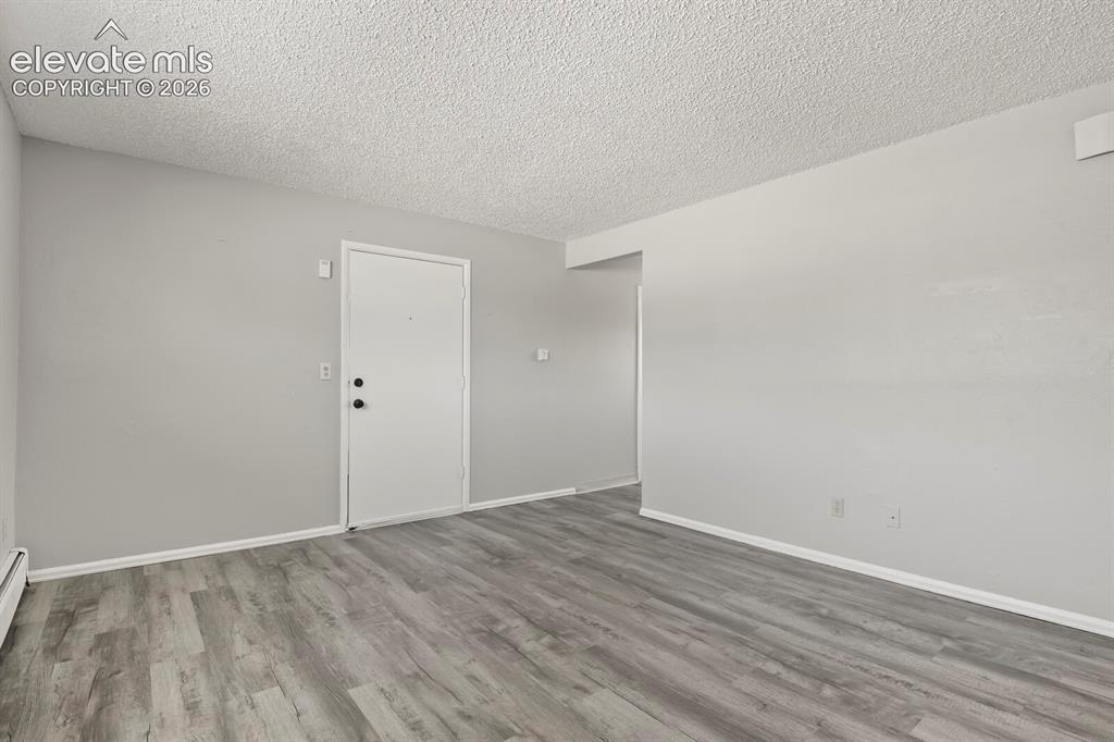 1165 Chiricahua Loop