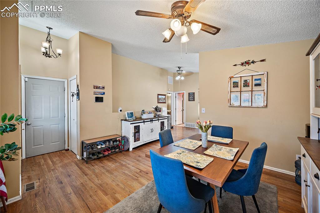 504 Fountain Mesa Road