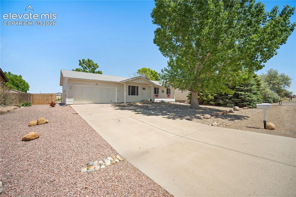 57 W Bonanza Drive