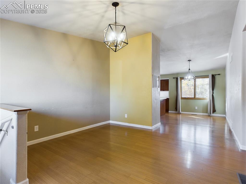 6 Wallflower Court