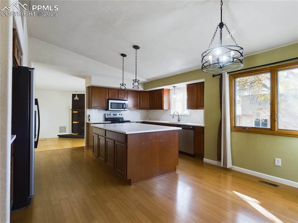 6 Wallflower Court