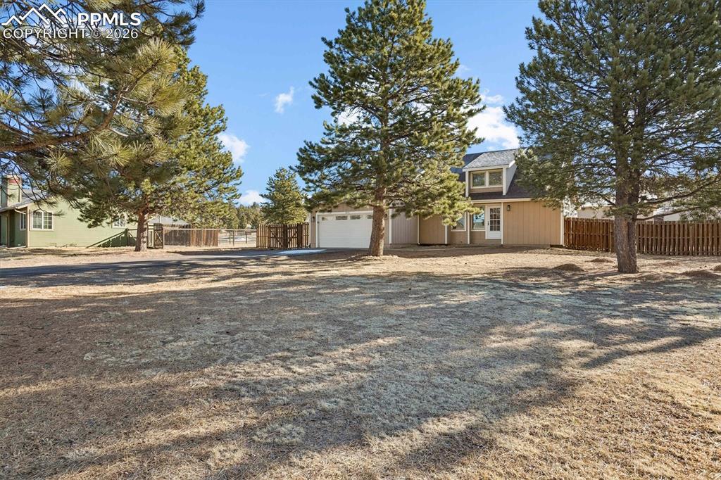 1855 Blackfoot Trail