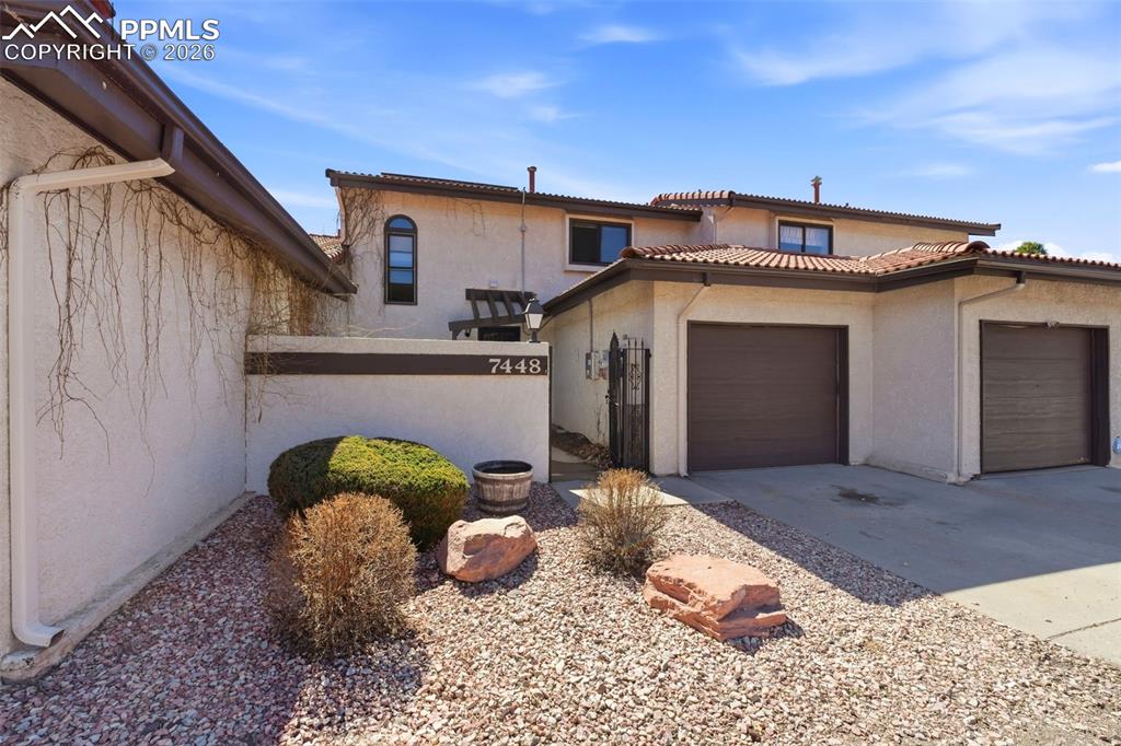7448 Alameda Court