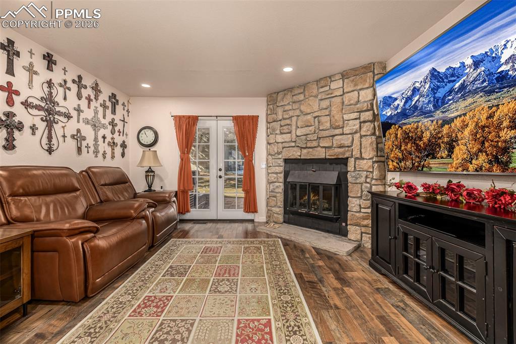 3408 Queen Anne Way