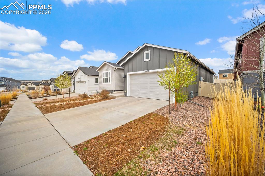 6618 Cumbre Vista Way