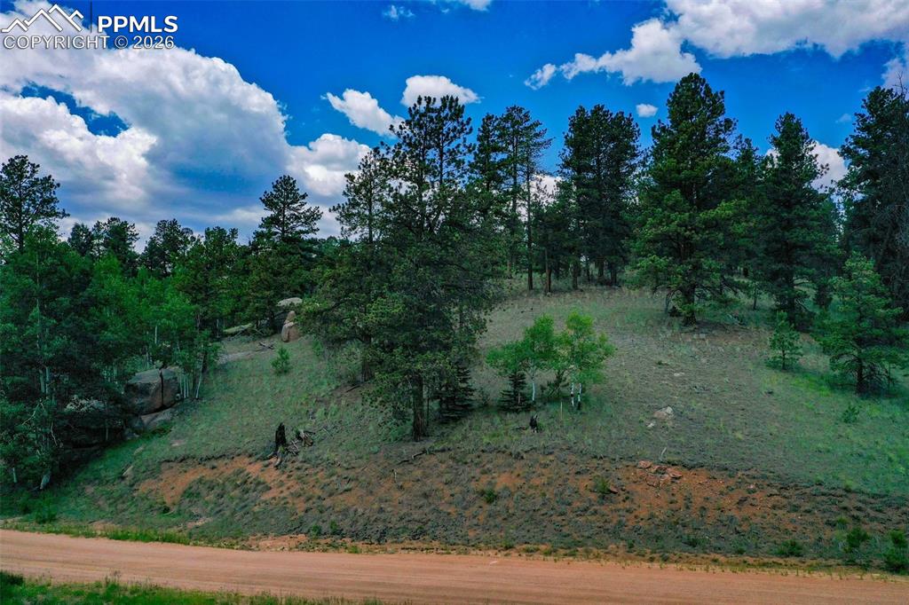 525 Spring Valley Lane