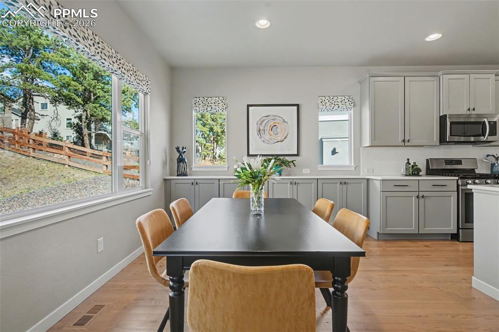 16439 Golden Sun Way