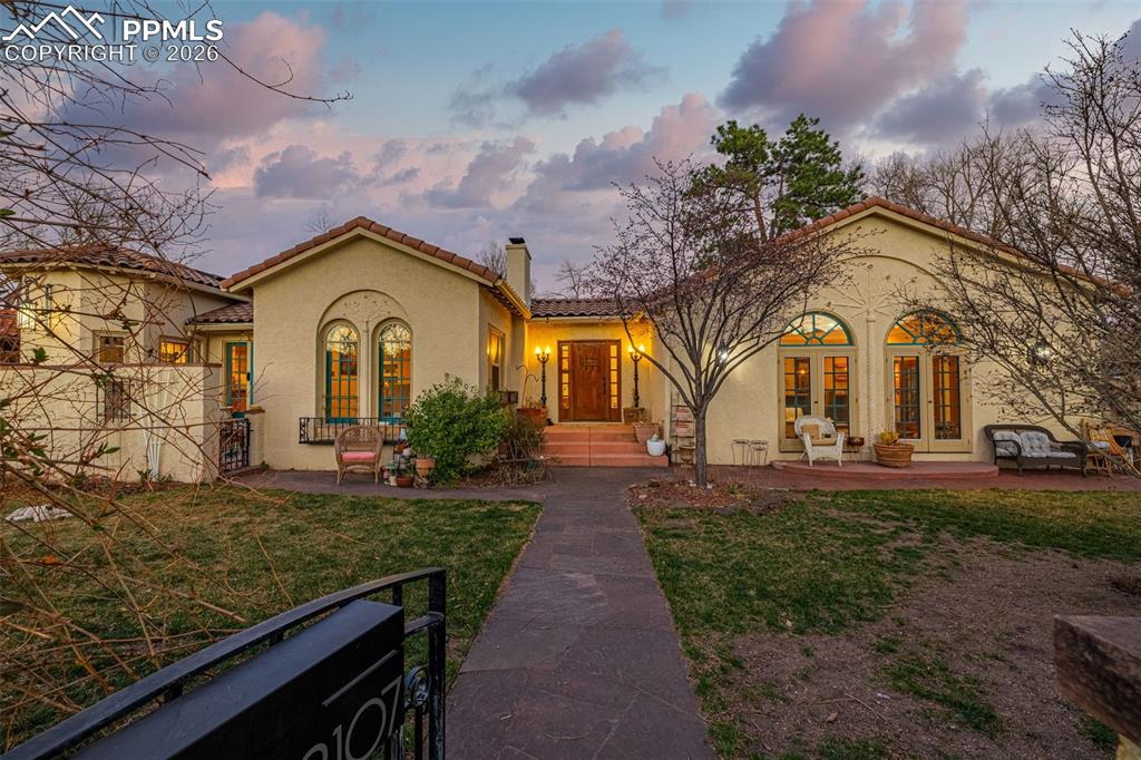 2107 N Cascade Avenue