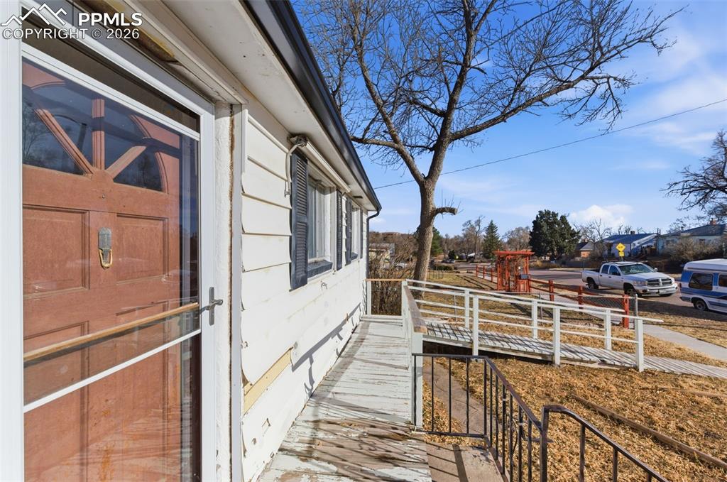 1824 W Platte Avenue