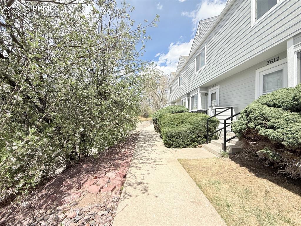 7612 Lexington Manor Drive