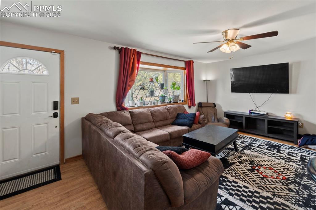 4872 S Splendid Circle