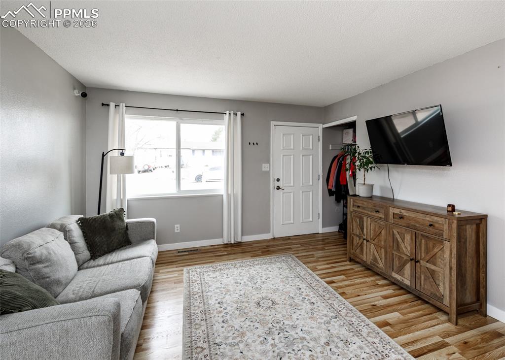 2131 Doniphan Drive