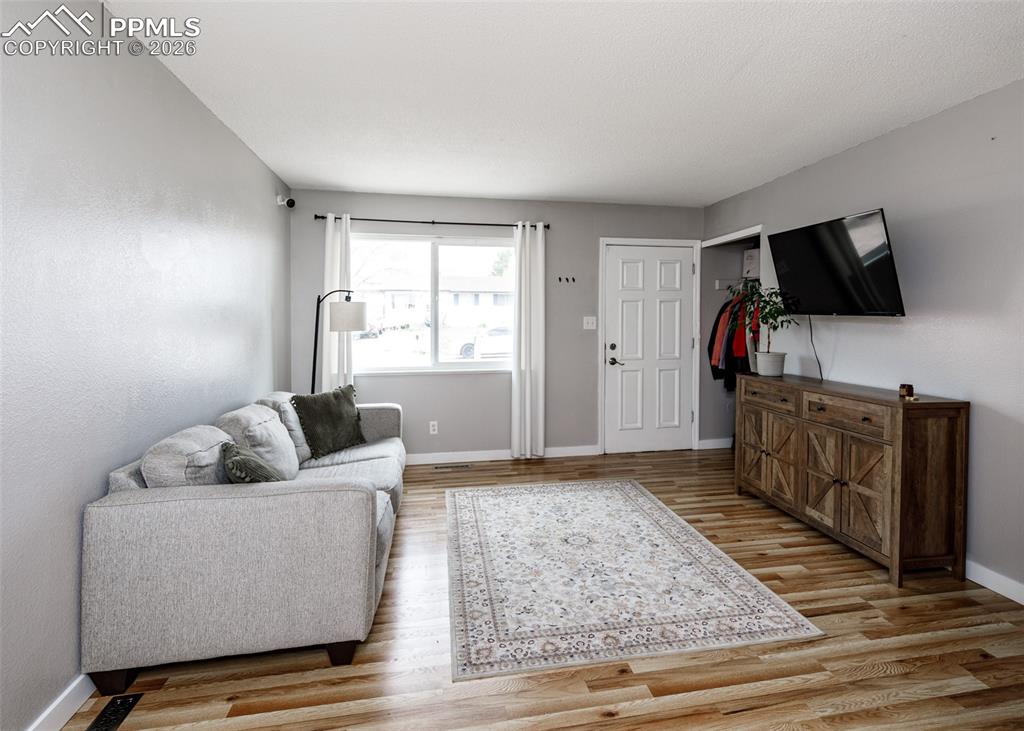 2131 Doniphan Drive