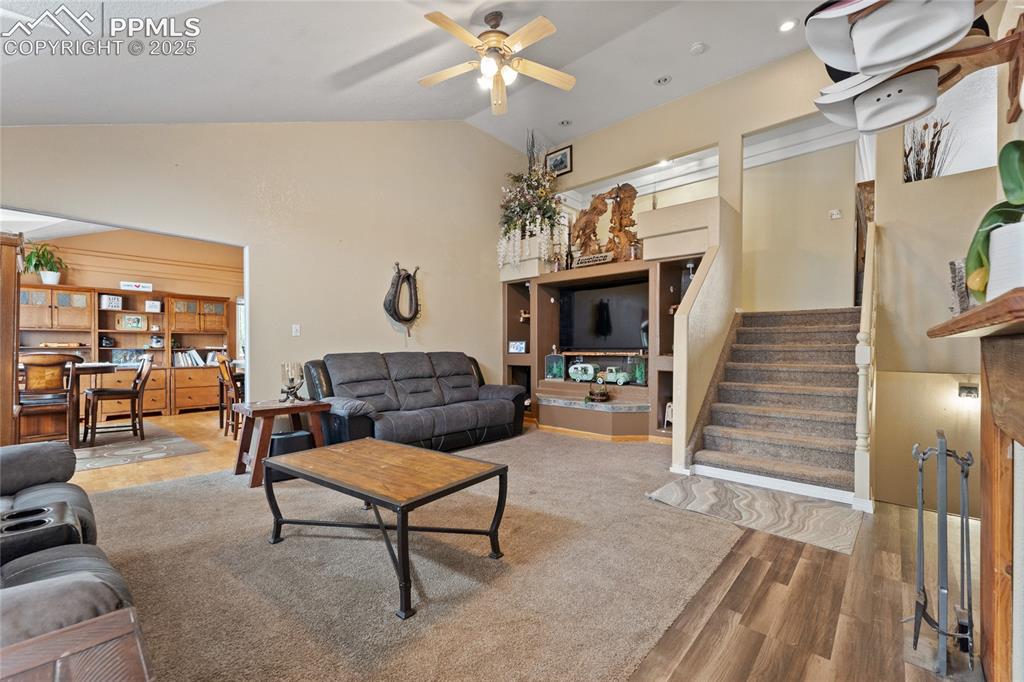321 W Linden Avenue