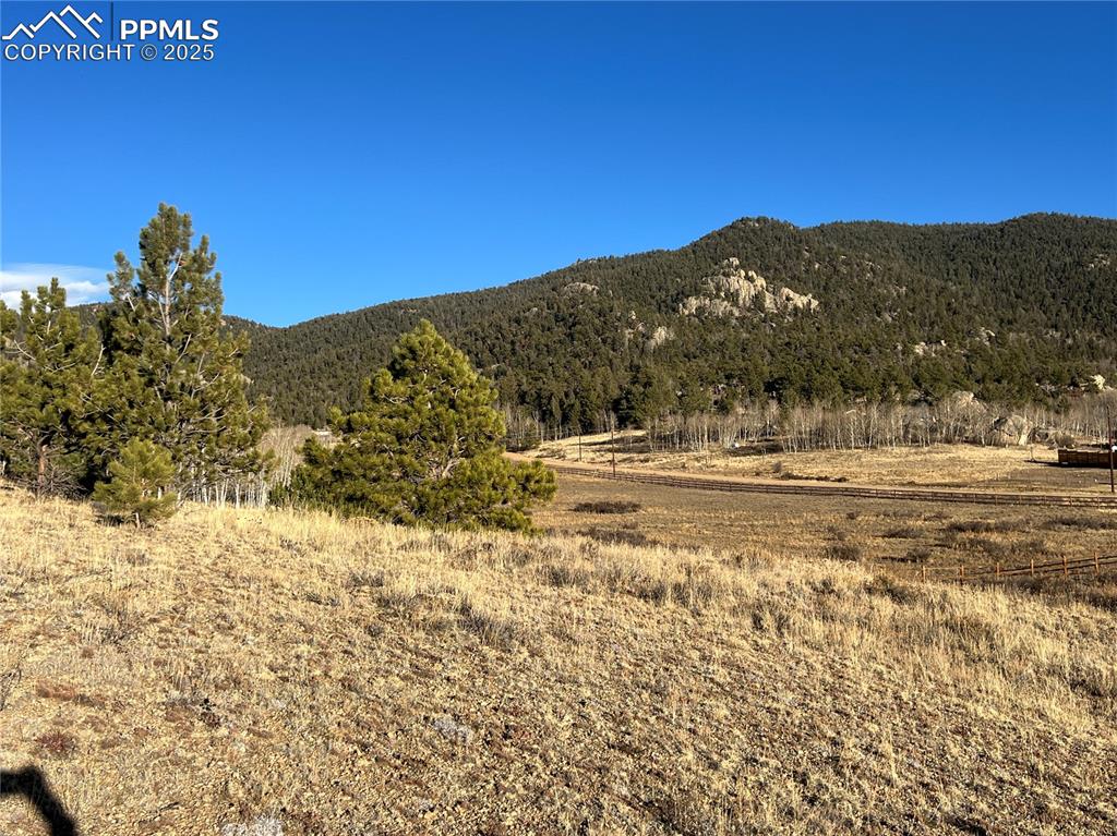 215 Topaz Road