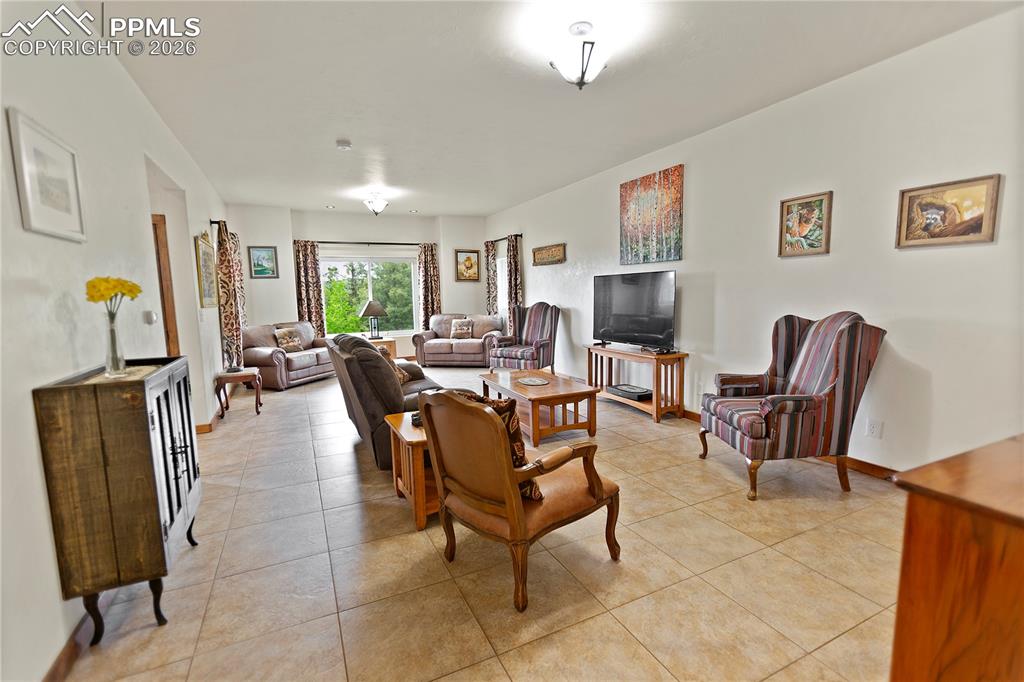 1522 Monarch Drive