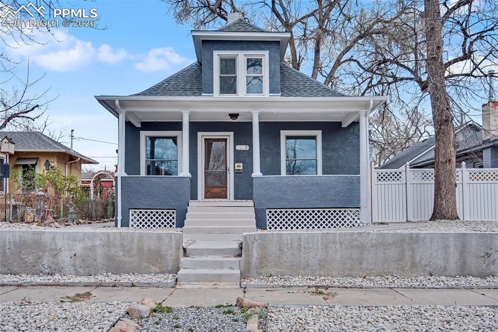 1029 N Arcadia Street