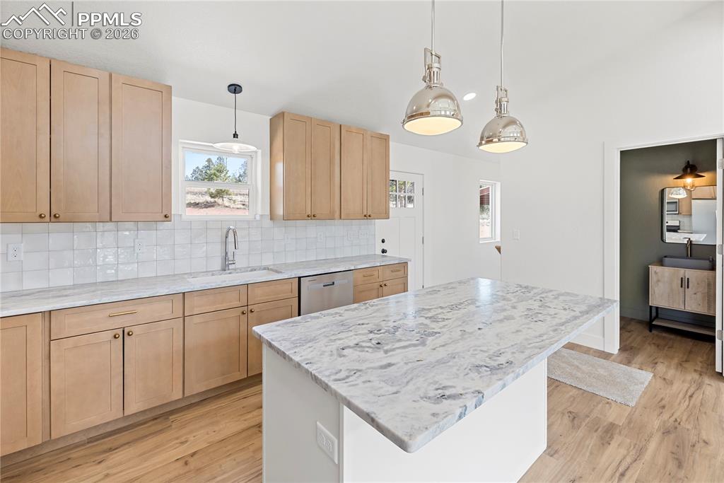 1328 N Mountain Estates Road
