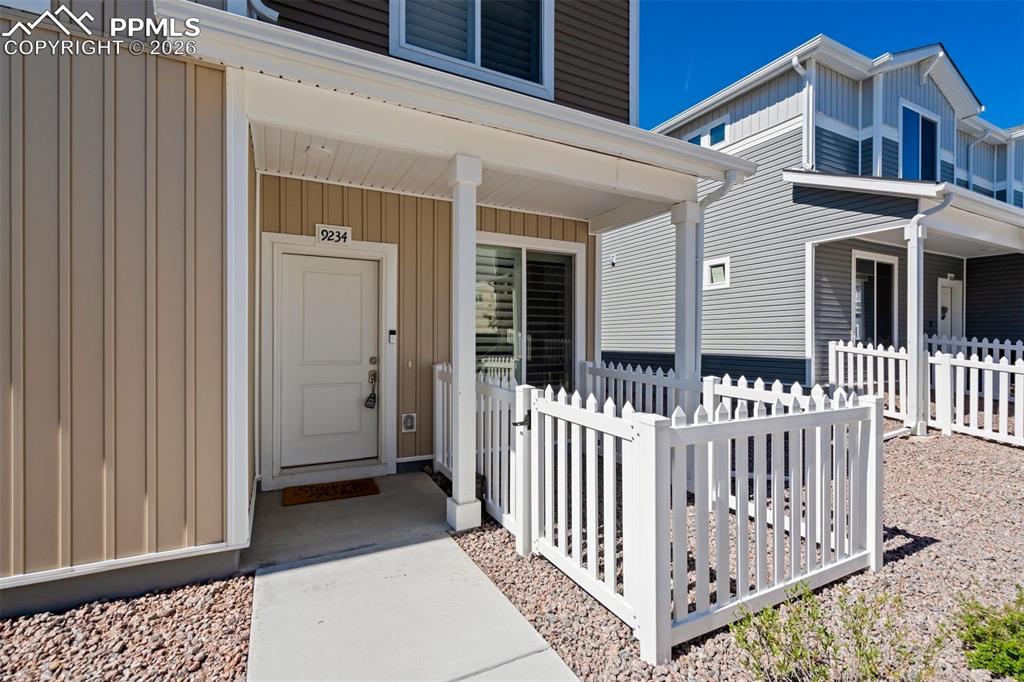 9234 Tungsten Heights