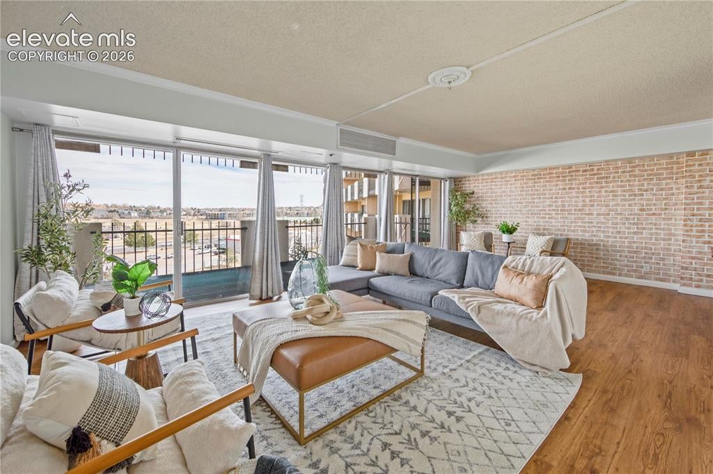 411 Lakewood Circle A802