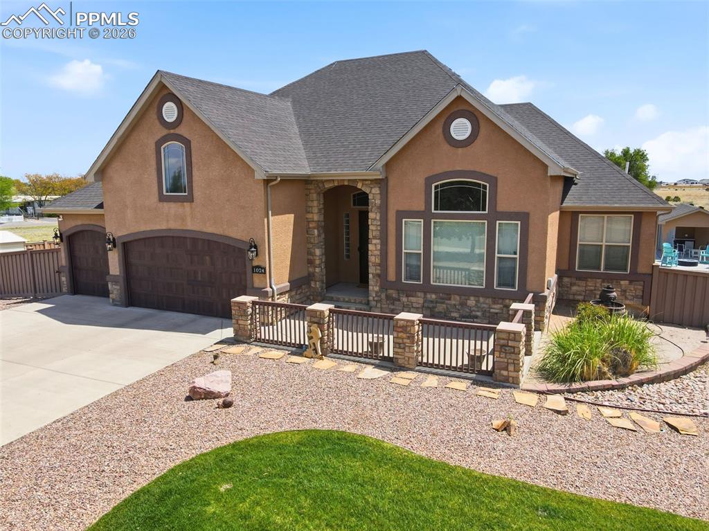 1024 S Greenbrier Drive