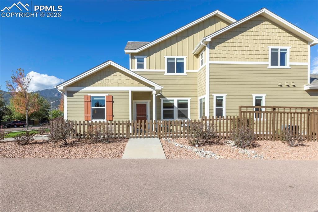 1820 Lower Gold Camp Road