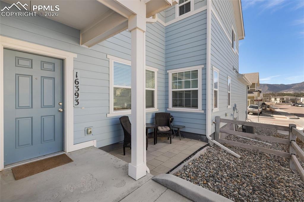 16393 Hay Barn Heights