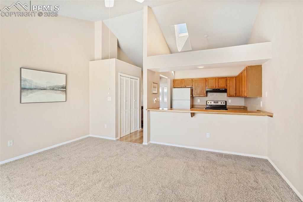 4527 Lamplighter Circle