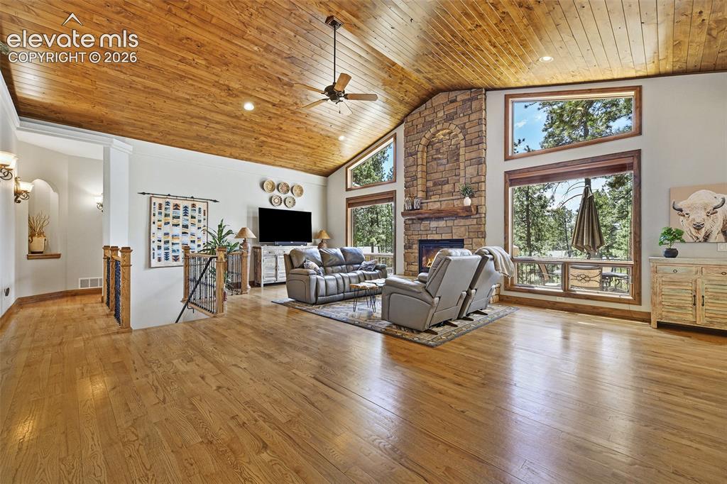 18090 Bakers Farm Road
