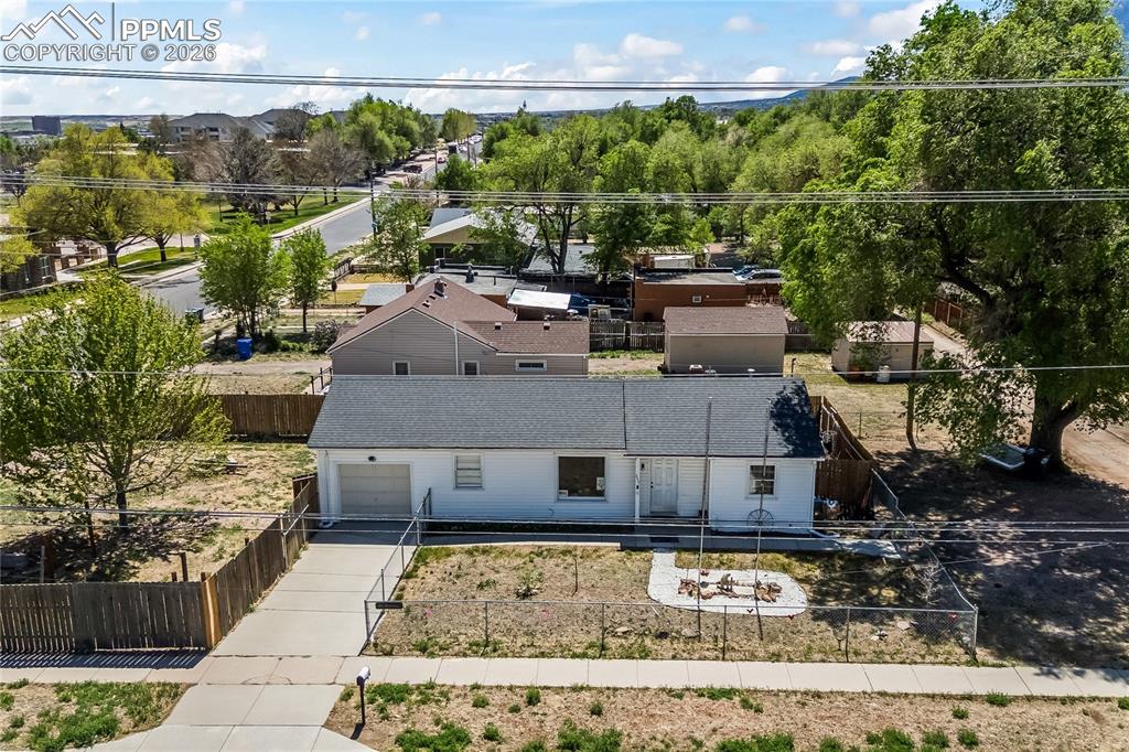 849 E Fountain Boulevard