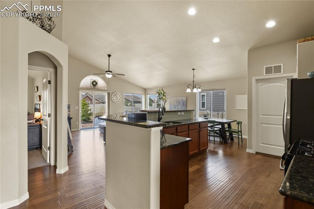 10102 Golf Crest Drive
