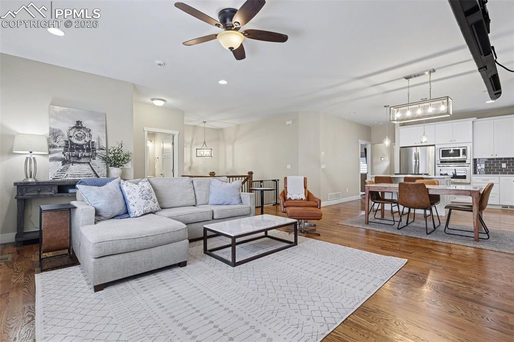 1903 W Cucharras Street