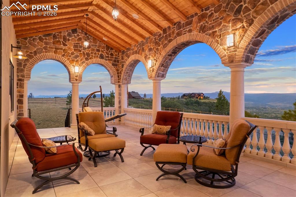 253 Stone Pointe Trail