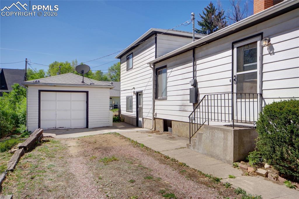 519 W San Miguel Street