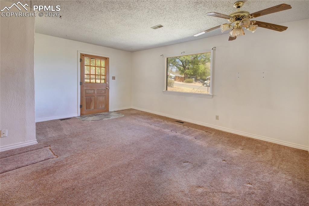 519 W San Miguel Street