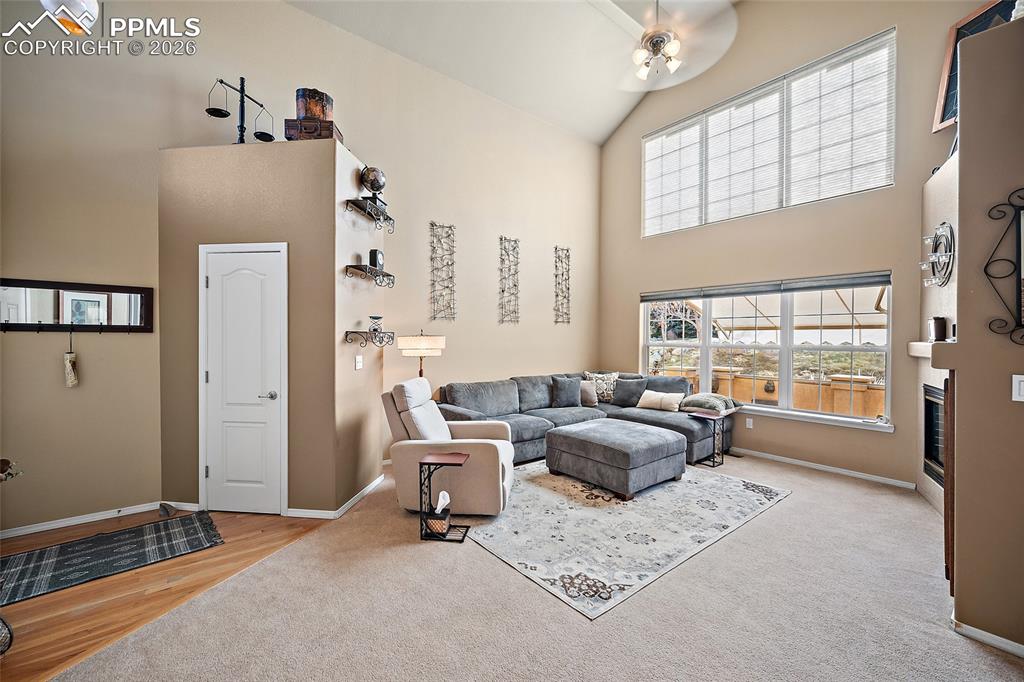 5623 Sonnet Ridge Point