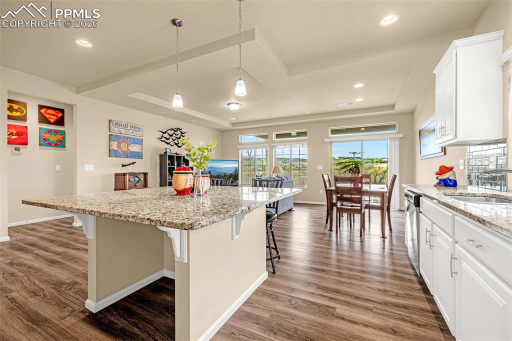 9206 Streamside Trail