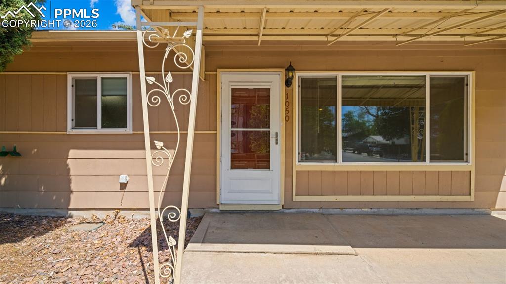 1050 Florence Avenue