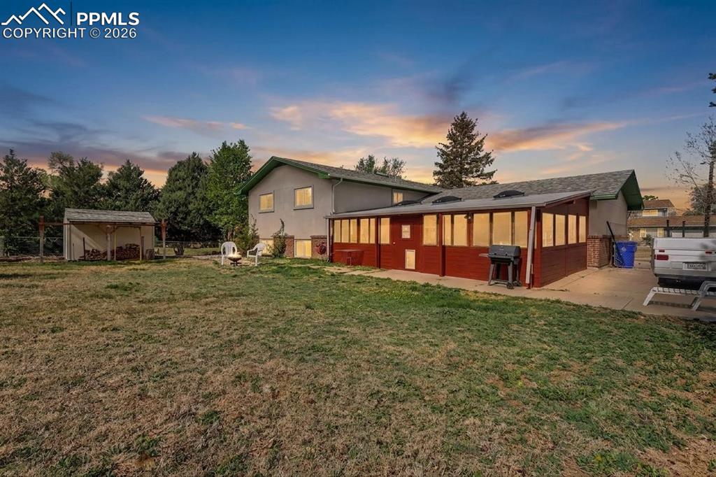 6945 Fielding Circle