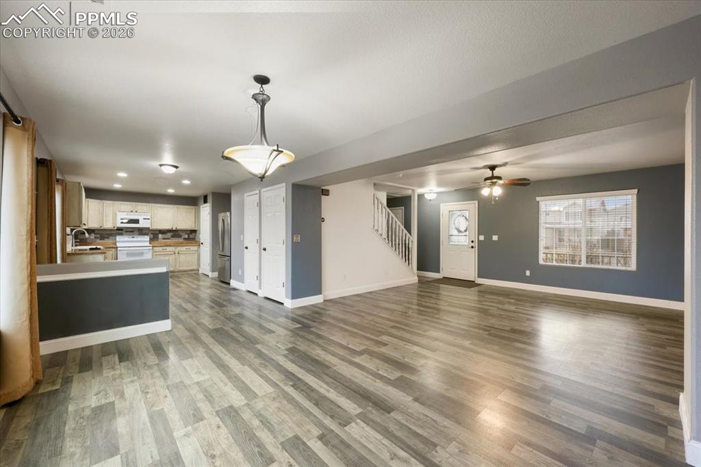 12784 Pine Valley Circle