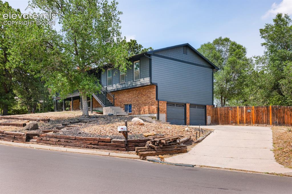 2720 Northridge Drive