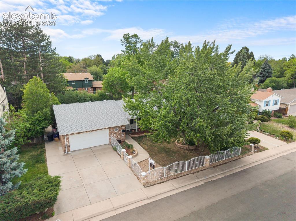 2647 S Linden Court