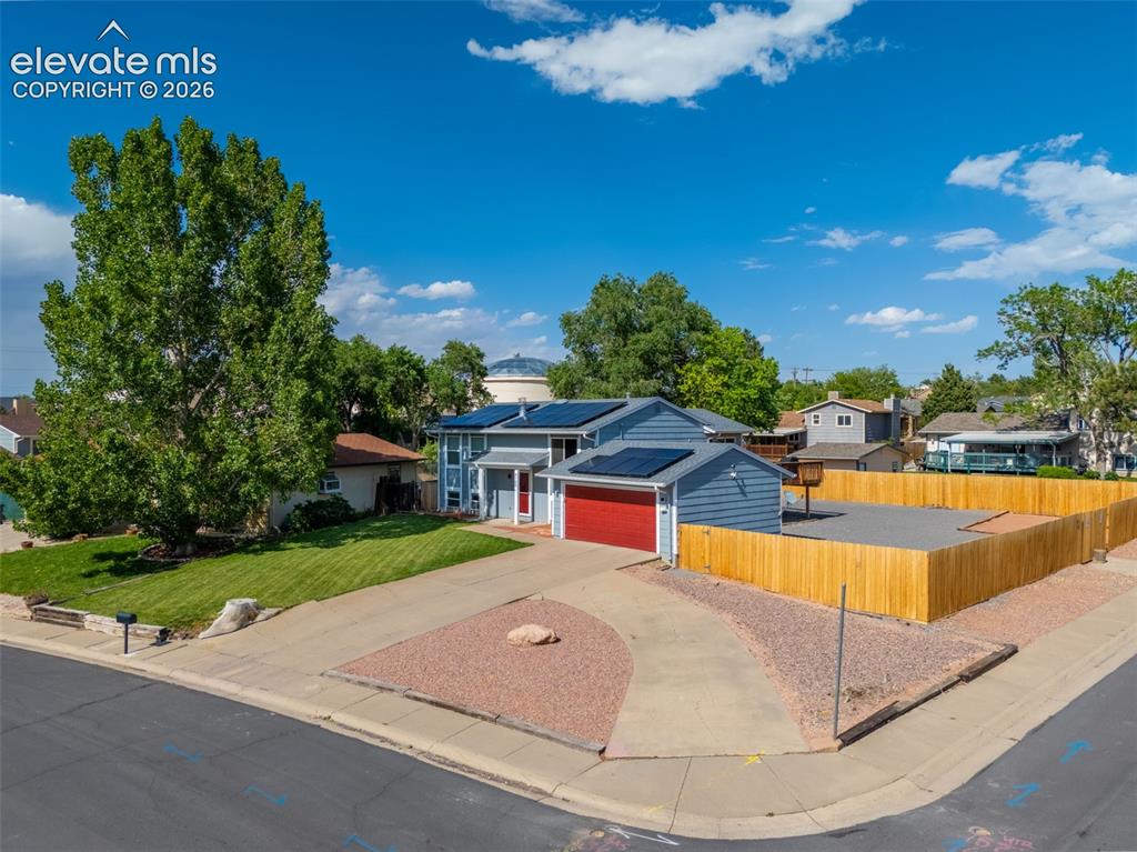4100 Woodside Lane