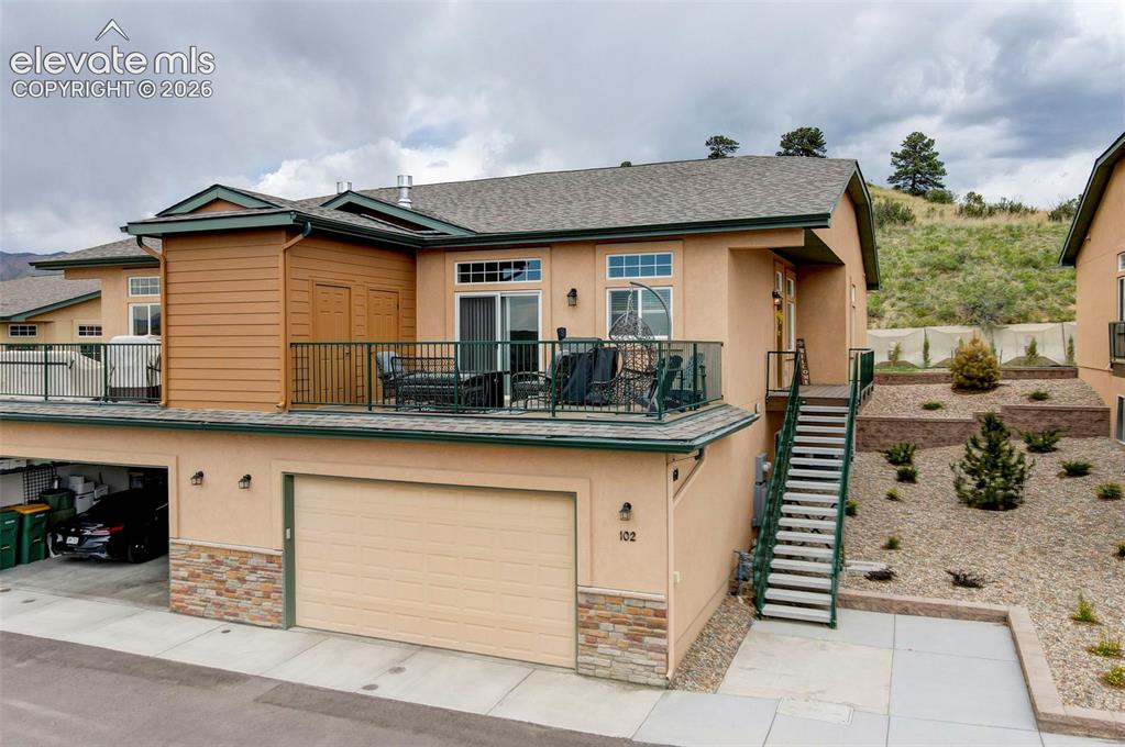 5930 Eagle Glen View 102