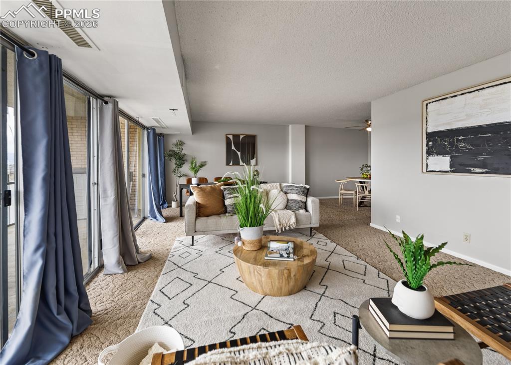 411 Lakewood Circle C904