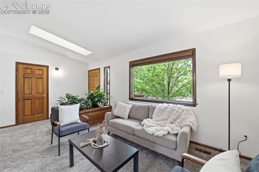 3909 Wesley Drive