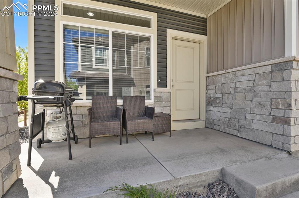 6411 Crossdrum Point