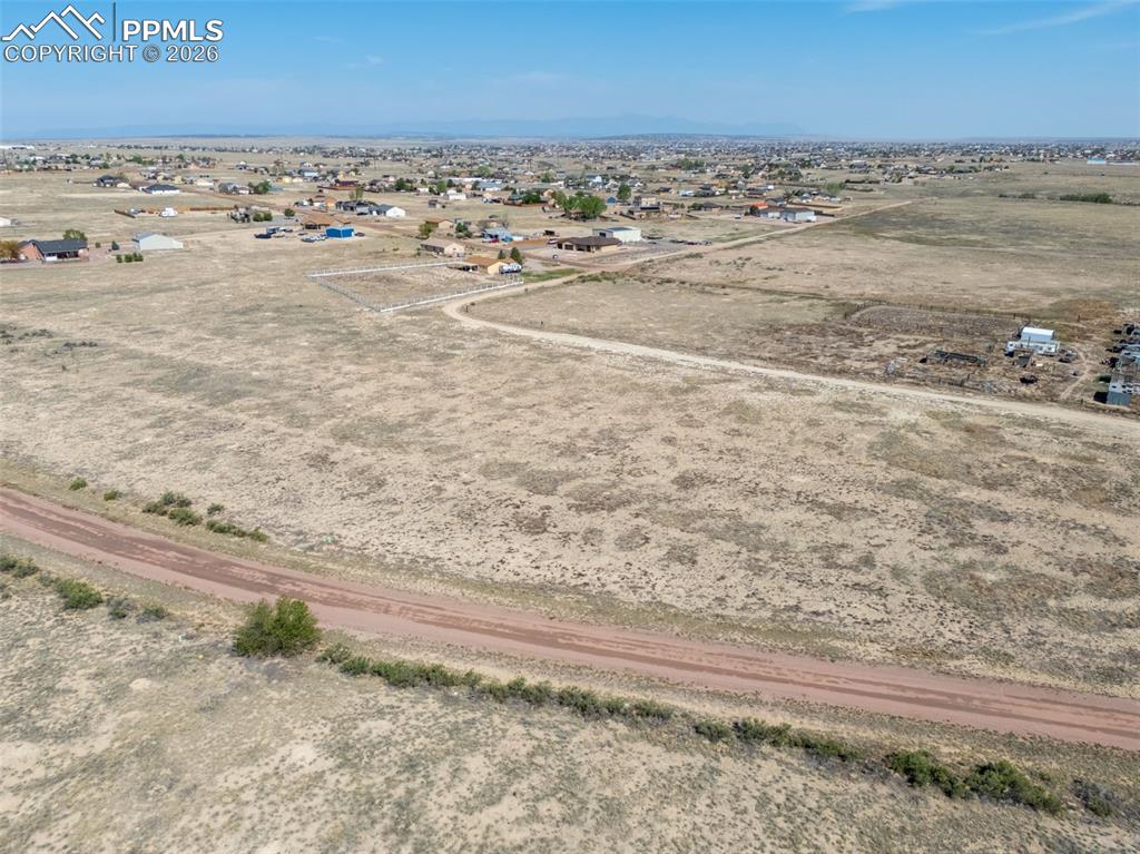 1251 E Industrial Boulevard